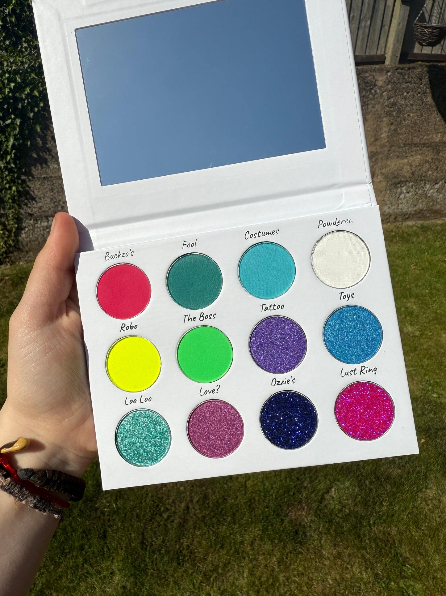 Fizzarolli Eyeshadow Palette “Fun House”