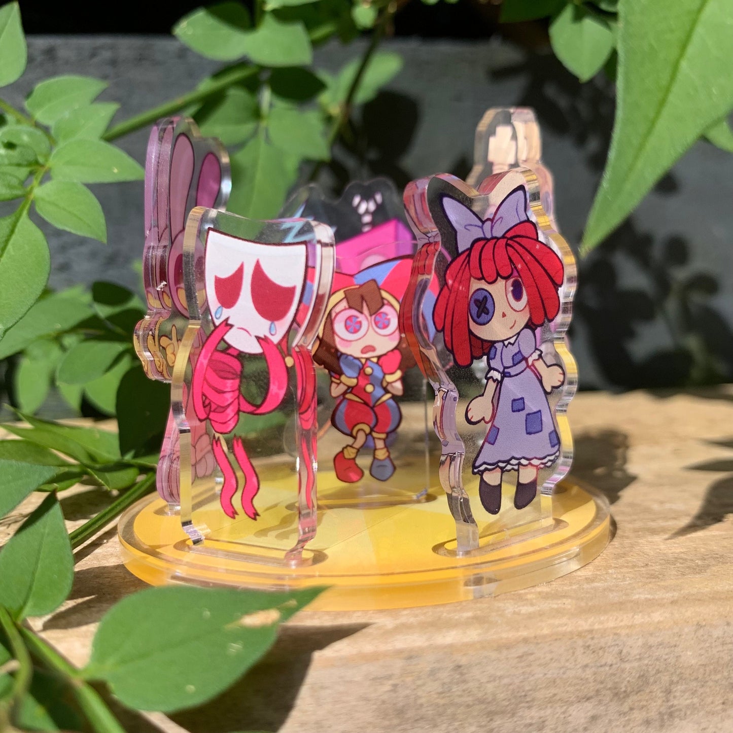 TADC Spinning Standee, Pomni Standee moving acrylic charm